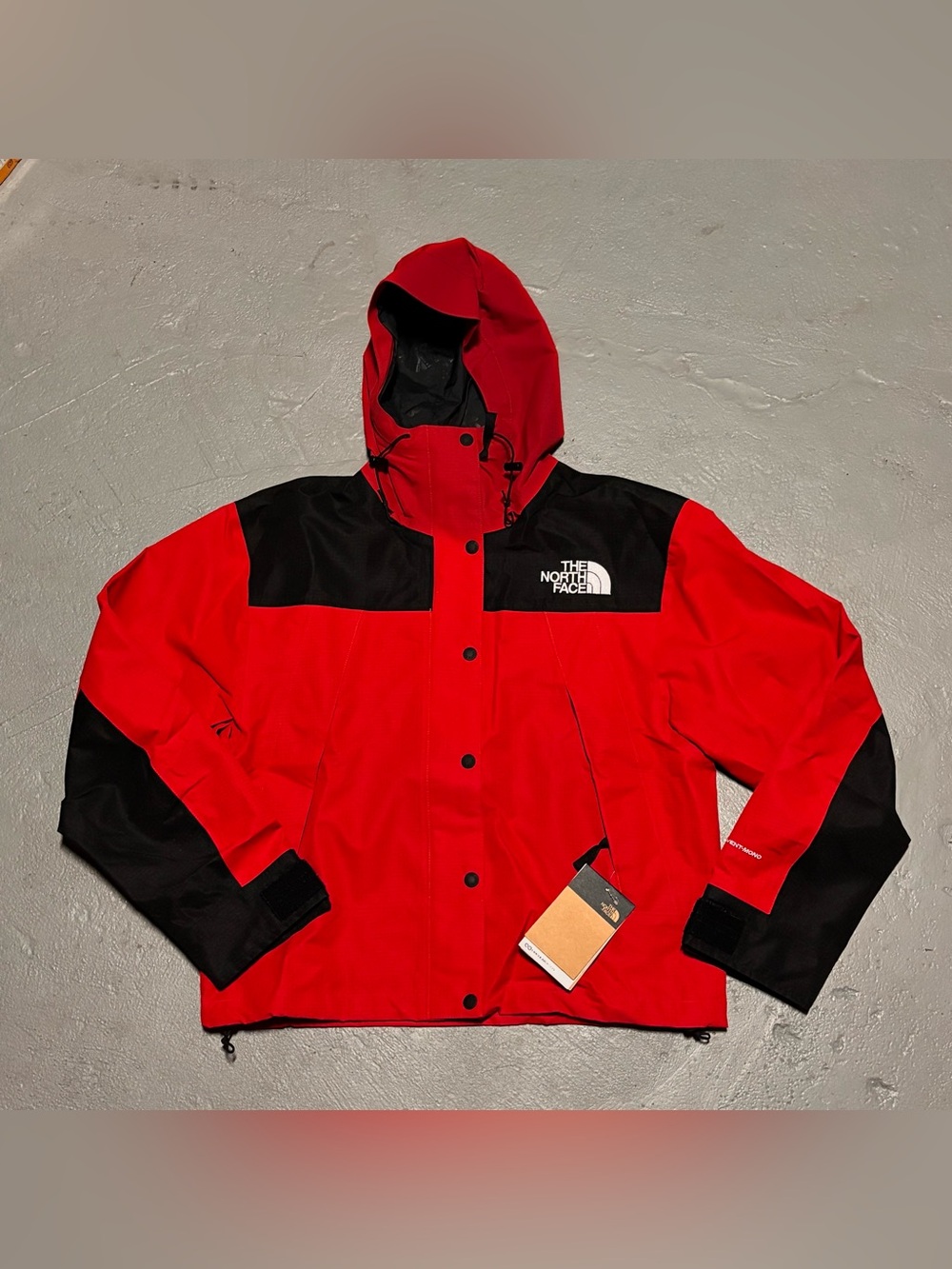 The North Face Women’s DRYVENT™ Mono Mountain Jacket Red Black Womens S